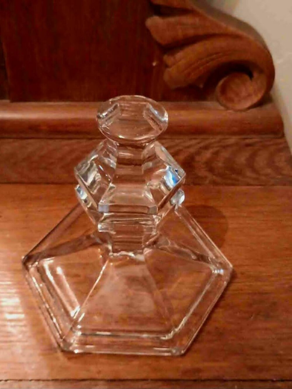 Vintage hexagonal 24% lead crystal taper candlestick, candle holder, 4" x 4.5"